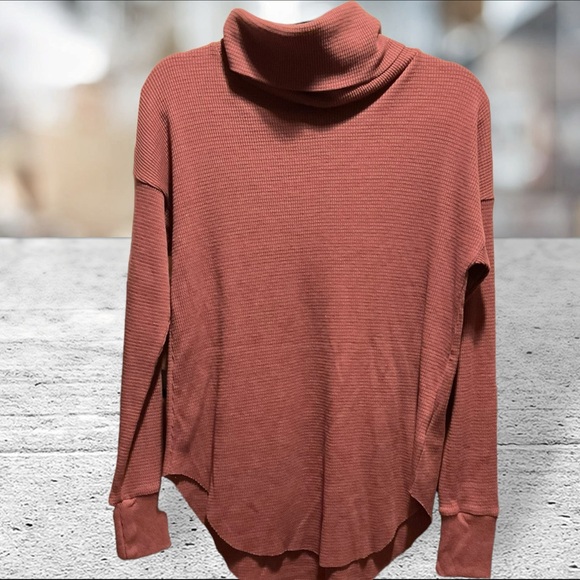 ** NWT MOD REF Pullover Top - Picture 3 of 7